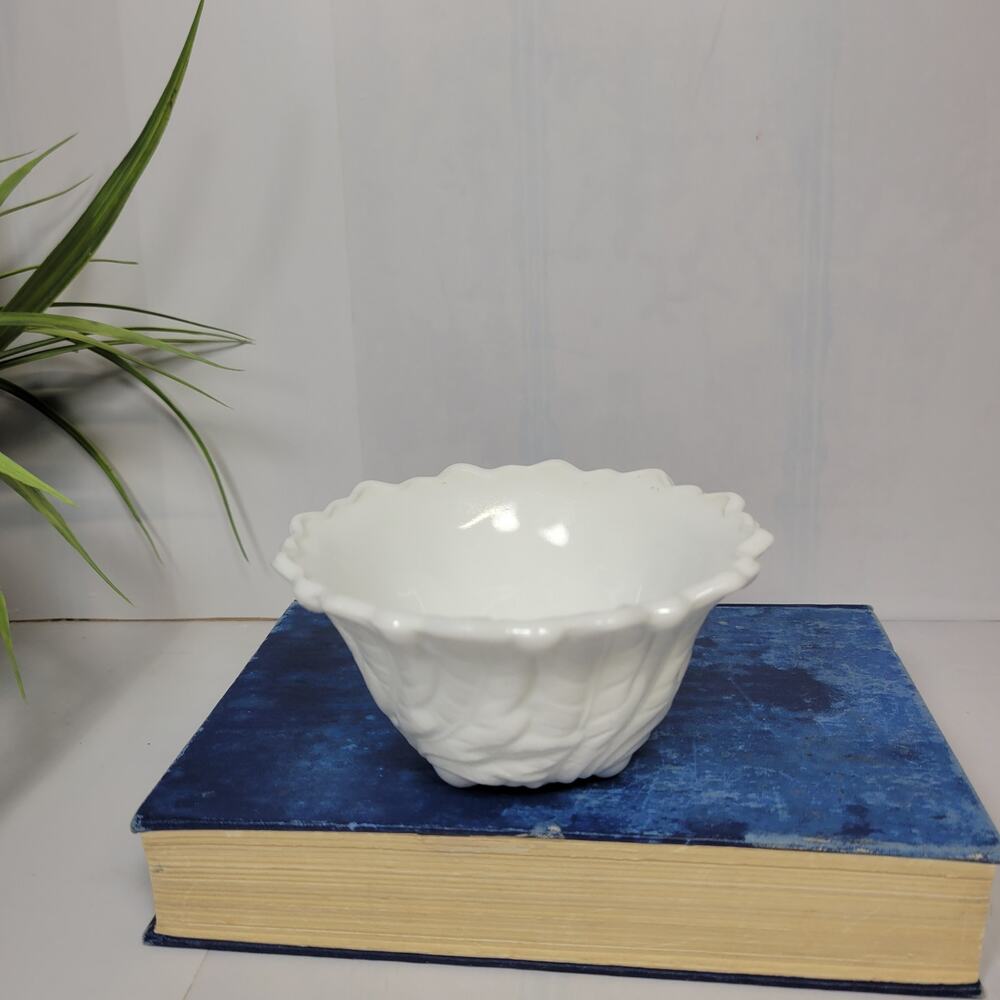 Vintage Indiana Glass Wild Rose Milk Glass Fruit Dessert Bowl